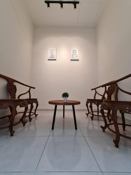 3Storey House 13Pax Family Suite Bayan Lepas Exterior foto