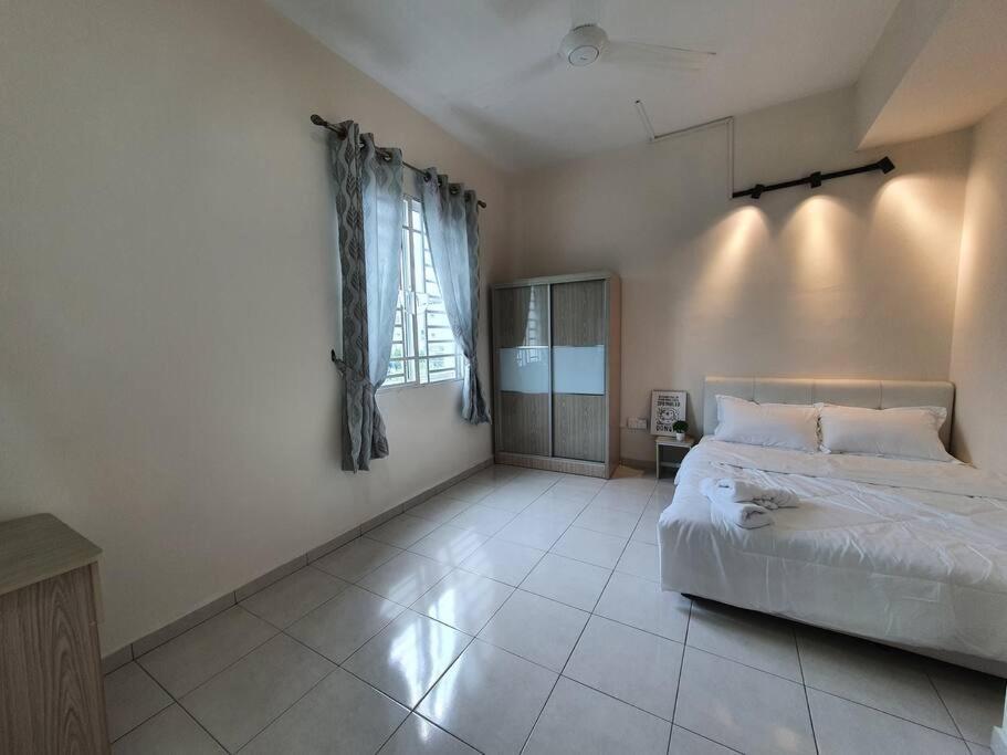 3Storey House 13Pax Family Suite Bayan Lepas Exterior foto