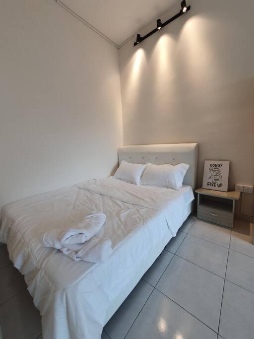 3Storey House 13Pax Family Suite Bayan Lepas Exterior foto