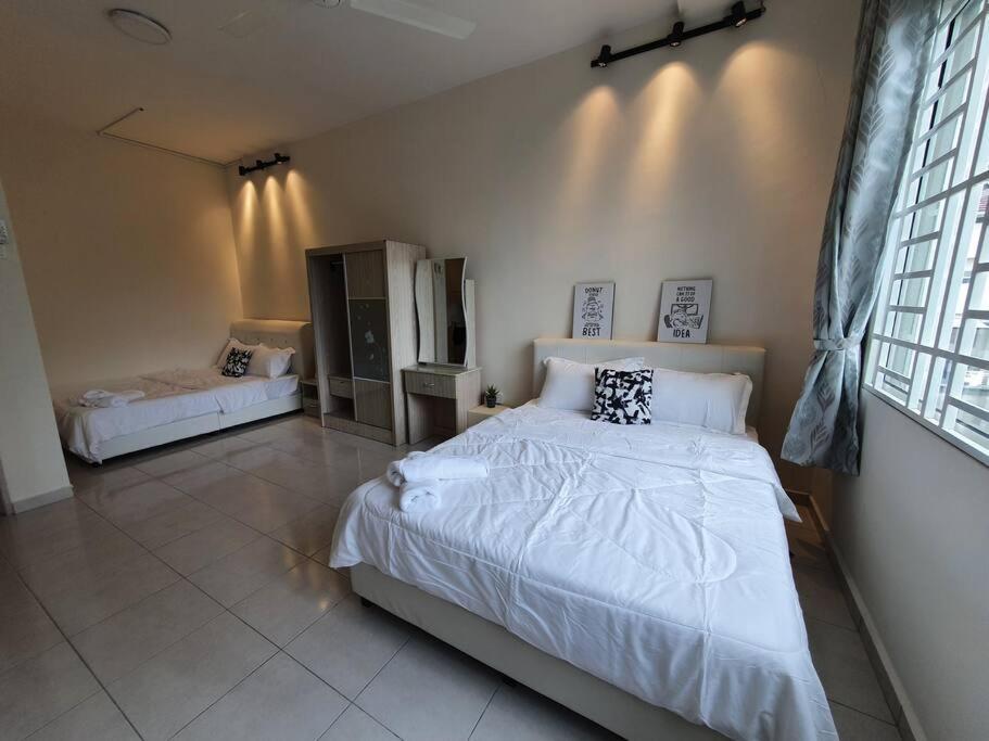 3Storey House 13Pax Family Suite Bayan Lepas Exterior foto